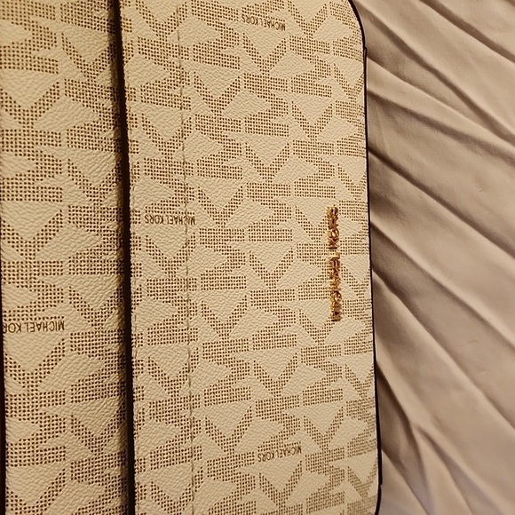 Michael Kors monogram shoulder bag - Picture 3 of 5